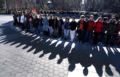 Does Your Community College Offer Support in a Time of Crisis? Does Your Community College Offer Support in a Time of Crisis?