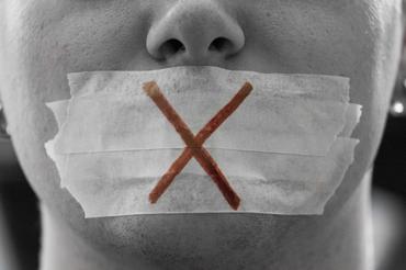 Should Students be Banned from Preaching on Campus? 