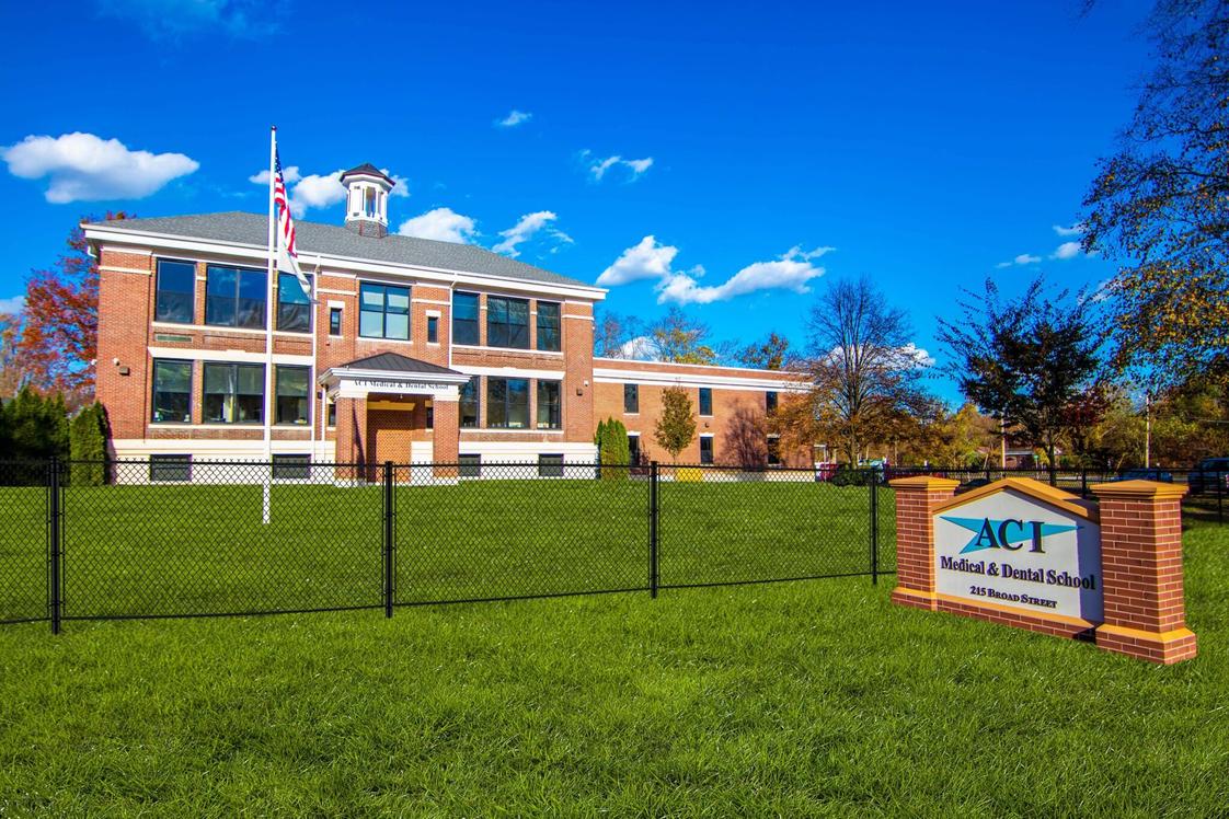 ACI Medical & Dental School Photo #1
